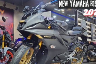 Yamaha R15 V4