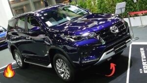 Toyota Fortuner ने  अपने ग्राहकों को दिया सरप्राइज! मार्केट में 28Km माइलेज के साथ उतारा Leader Edition 