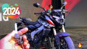 चार राइडिंग मोड में खतरों का खिलाड़ी बन कर आया Bajaj Pulsar NS400z बाइक, महज 23,385 रुपए में ले आए आए घर